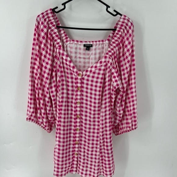 ✅ TORRID PINK/WHITE Fit & Flare Rayon Slub Button Up 3/4 Sleeve SIZE 2 - Picture 1 of 9
